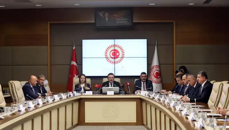 Meclis, Kartalkaya Yangın Faciasını Araştırıyor: Vali'nin Sözleri Dikkat Çekti