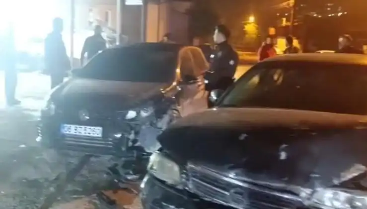 Çevirmeden Kaçmaya Çalışan Araç Kaza Yaptı! Tüm Detaylar Bu Haberde