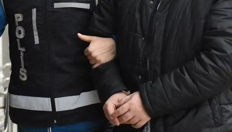 Emniyet Genel Müdürlüğü ve TSK'da FETÖ Operasyonu: Gözaltılar ve Detaylar