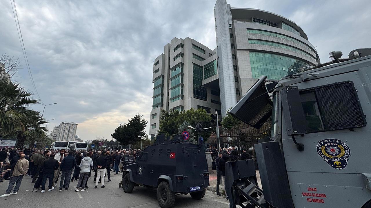 Akdeniz Belediye Başkanına Yerine Görevlendirme!