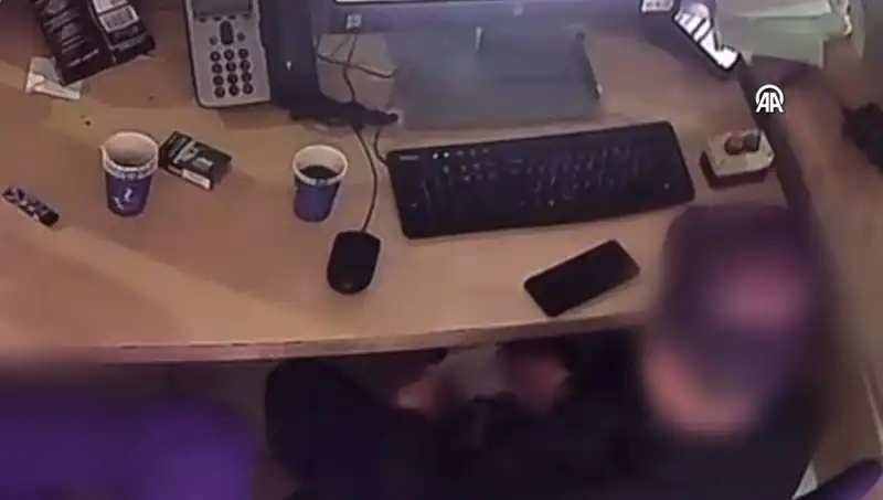 Kapıkule Sınır Kapısı'nda Rüşvet Skandalı: Gizli Kamera ile Yakalandı