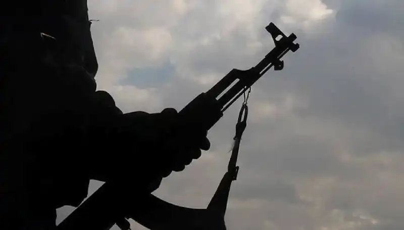 PKK'nın Silah Bırakma Kararı: Gelecek İçin Umut Mu, Tehlike Mi?