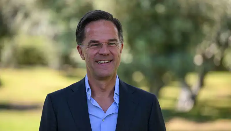 Rutte’nin Eurofighter Açıklaması: Müttefiklere Kısıtlamalardan Uzak Durma Çağrısı