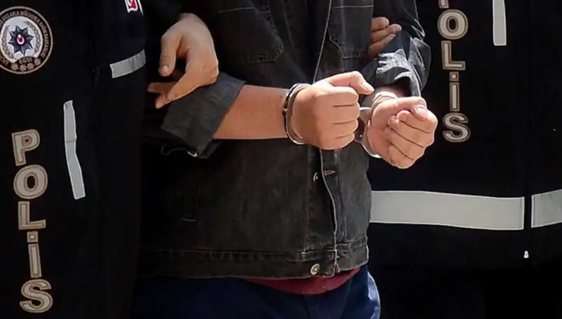 Bursa'da Uyuşturucu Operasyonuyla 327 Zanlı Tutuklandı: Neler Oldu?