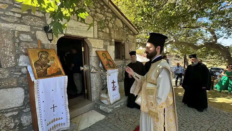 Bozcaada’da Coşku Dolu Aya Paraskevi Günü Ayini Gerçekleşti!