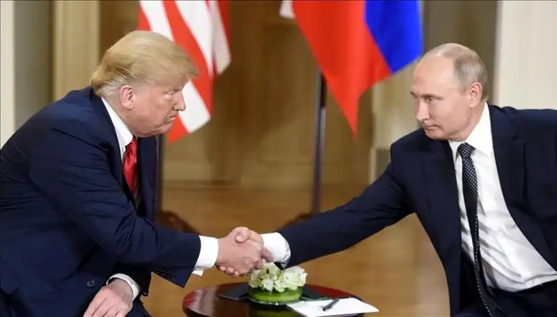 Kremlin'den Sürpriz Açıklama: Putin, Trump ile Yeniden Temas Kurabilir!