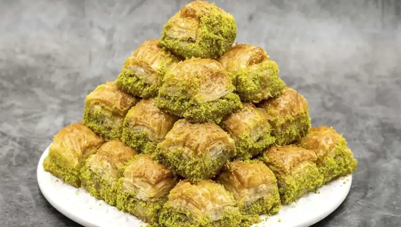 Baklavada Korkutan Bakteri: Gıda Uzmanından Ciddi Uyarı!