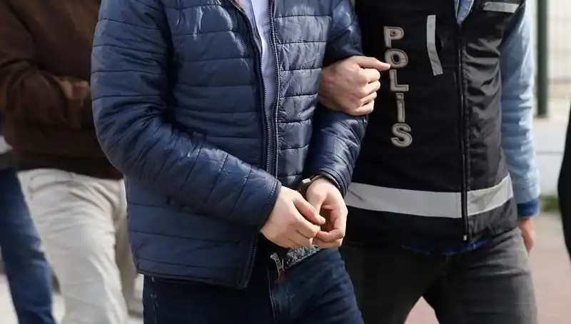 Hırsızlık Çetesi Suçüstü: 5 Kişi Tutuklandı, Olayın Detayları Şaşırttı