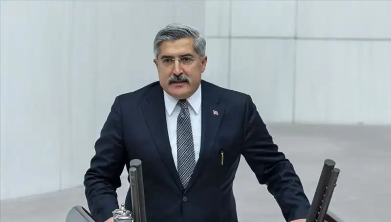 Hüseyin Yayman: AK Parti'nin Dinamik İsimlerinden Birinin Hayatı ve Kariyeri
