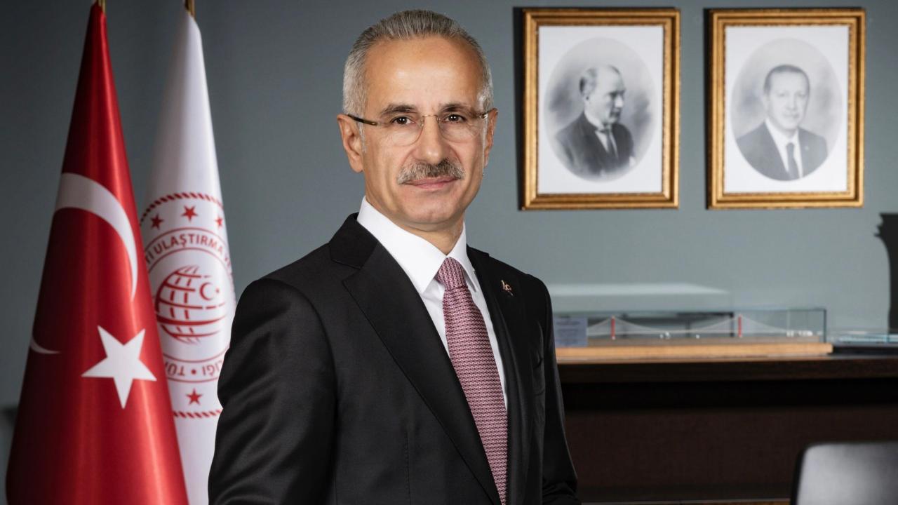 Bakan Uraloğlu, Aile Seyahatlerine Özel İndirim Çalışmalarını Sürdürüyor