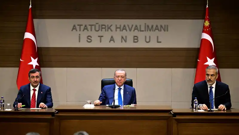 Cumhurbaşkanı Erdoğan'dan Özel'e Cevap: "Sağır Duymaz, Uydurur" Dedi