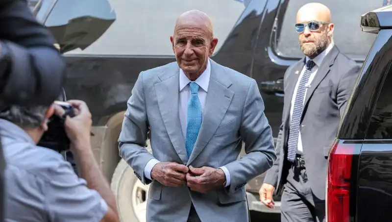 ABD Elçisi Barrack’tan Suriye’de Sükunet Çağrısı: Barış İçin Umut Var mı?