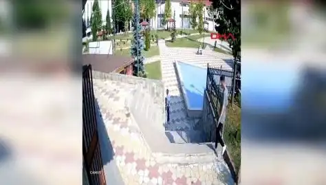 Kastamonu’da Muhtarın Uyardığı Vatandaşı Bıçaklaması Şok Etti