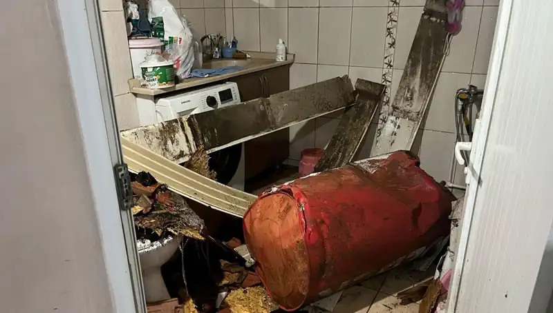 Ege Bölgesi'nde Şiddetli Fırtına: Doğa Felaketi ve Zararları