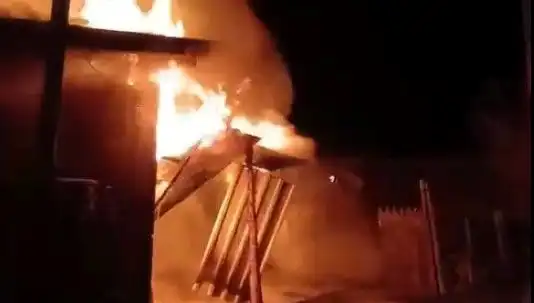 Karabük'te İki Ev Yangında Kül Oldu: Detaylar ve Önlemler