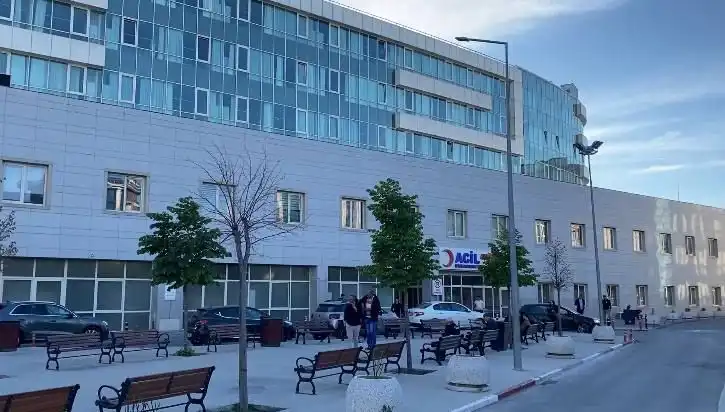 Beylikdüzü Devlet Hastanesi'nde Şok Eden Silahlı Saldırı: Olay Anı ve Detaylar