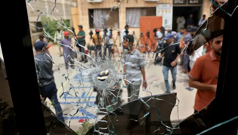Pakistan'da Deprem Panik Yaratırken, 200'ün Üzerinde Tutuklu Firar Etti!