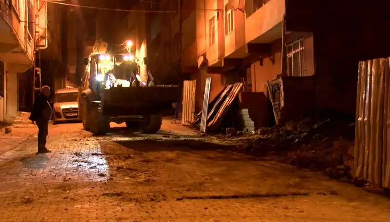 Bağcılar’da Eğilen Bina Neden Boşaltıldı? Olayın Ayrıntıları Ortaya Çıktı!