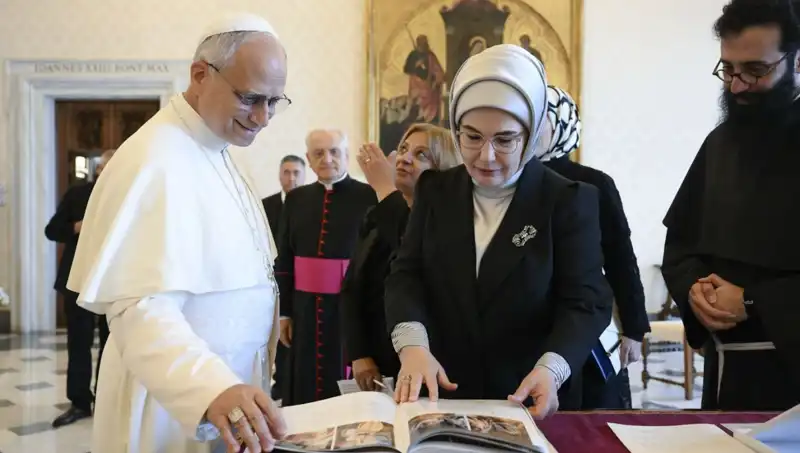 Emine Erdoğan ve Papa Leo: Gazze Meselesinde Tarihi Buluşma