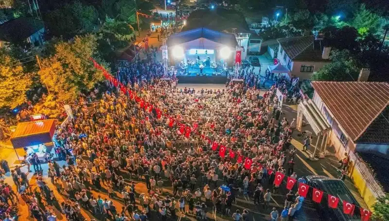 Leylek Şenliği: Doğanın Harikalarına Tanıklık İçin Hazır Mükemmel Bir Etkinlik
