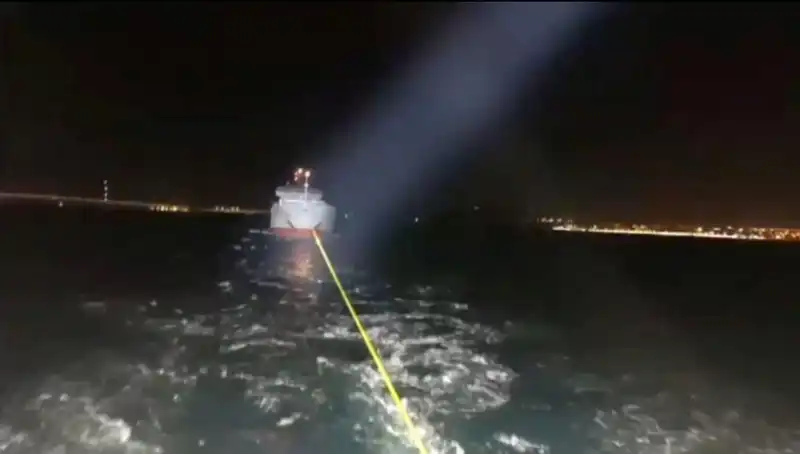 Çanakkale Boğazı’nda Gemi Arızası: Malzeme Taşımacılığı Tehdit Altında mı?