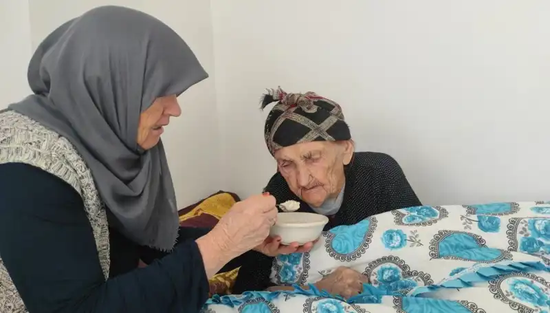 102 Yaşındaki Kezik Nine: Hayatının Sırrı Besin Tercihinde Gizli
