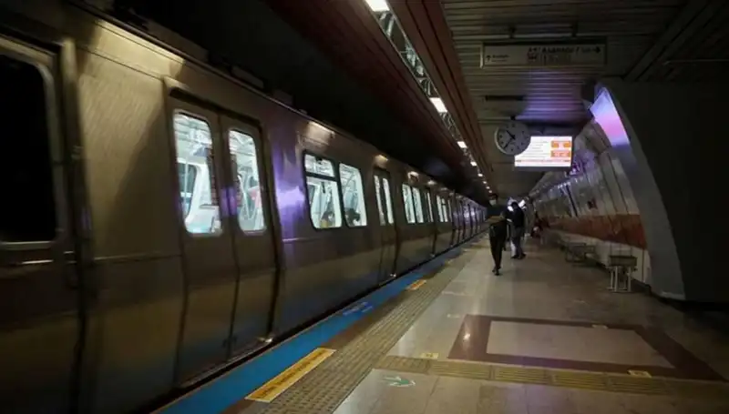 İstanbul’da Taksim ve Şişhane İstasyonları Resmen Açıldı: Metro Hattı Yüzleri Gülüyor