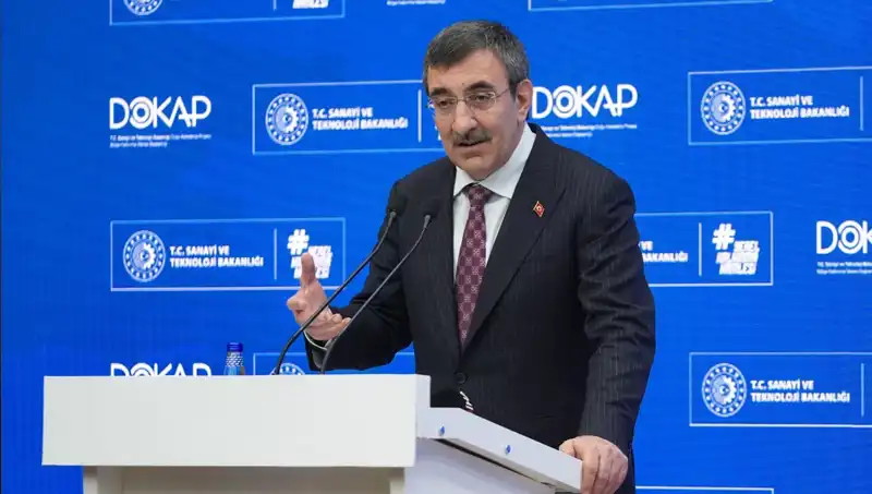 Cevdet Yılmaz'dan Çarpıcı Ekonomi Açıklamaları: Enflasyonu Düşürmek Önceliğimiz!