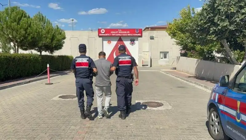 44 Yıl Hapis Cezasından Kaçan Cezaevi Firarisi Edremit'te Ele Geçirildi