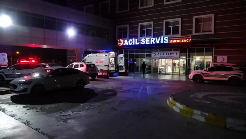 Motosikletli Polis, Üniversite Öğrencisine Çarparak Ağır Yaralanmasına Neden Oldu!
