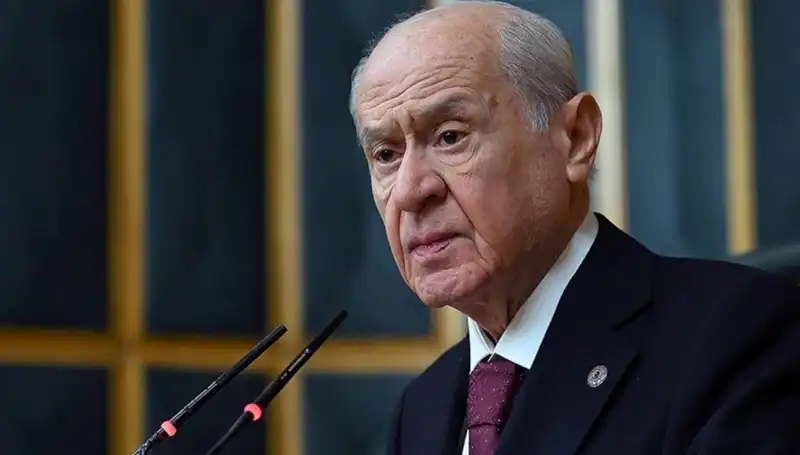 Bahçeli'den CHP'ye Sert Tepki: "Sırrı Bey Haksızlığa Uğradı"