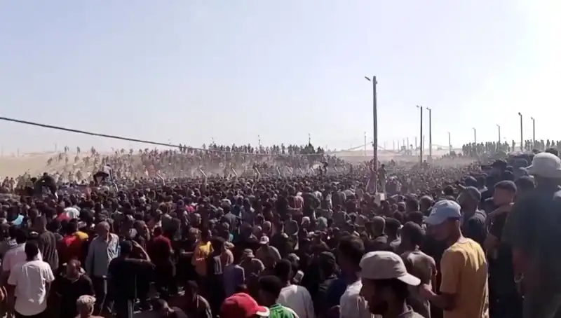 İsrail’in Filistinlilere Yönelik Saldırısı: 30 Sivil Hayatını Kaybetti