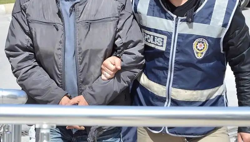 Bursa’da Uyuşturucu Operasyonu: Cadde Ortasında Yakalanan Şüpheli Tutuklandı