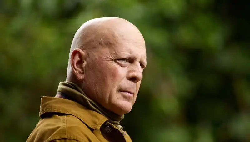 Bruce Willis’in Afazi Hastalığı: Nedir, Belirtileri ve Etkileri