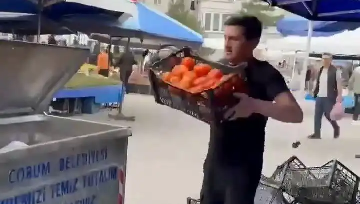 Domatesleri Çöpe Döken Pazarcıya Verilen Rekor Para Cezası Şoke Etti!