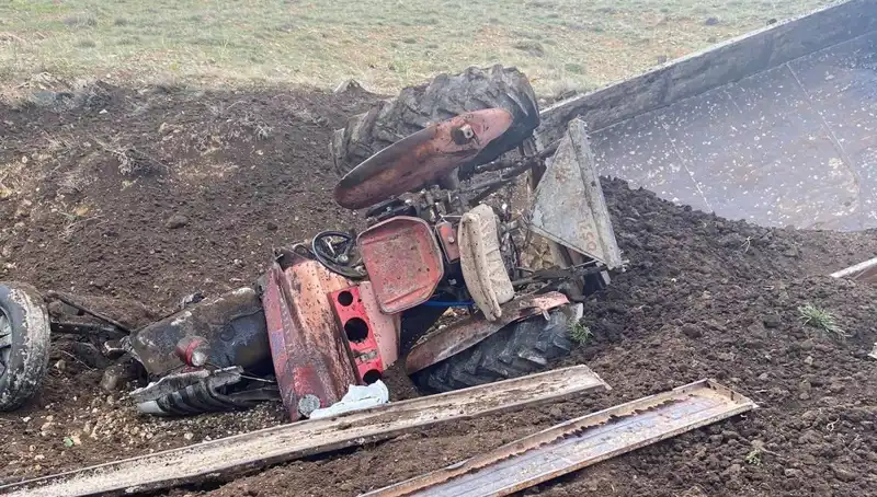 Kayseri’de Kontrolden Çıkan Traktör Şarampole Yuvarlandı: Korkutan Kaza